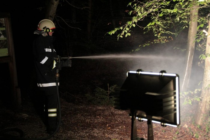 1266645_572688332766685_153932696_o